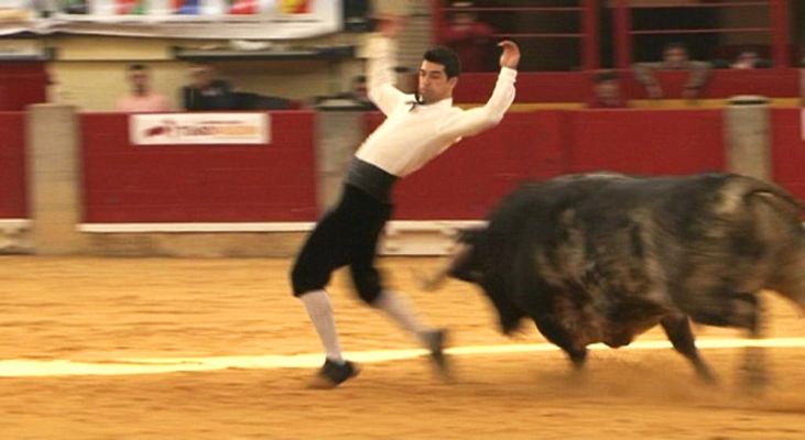 Comando Actualidad - Vivir al límite - Recortador taurin