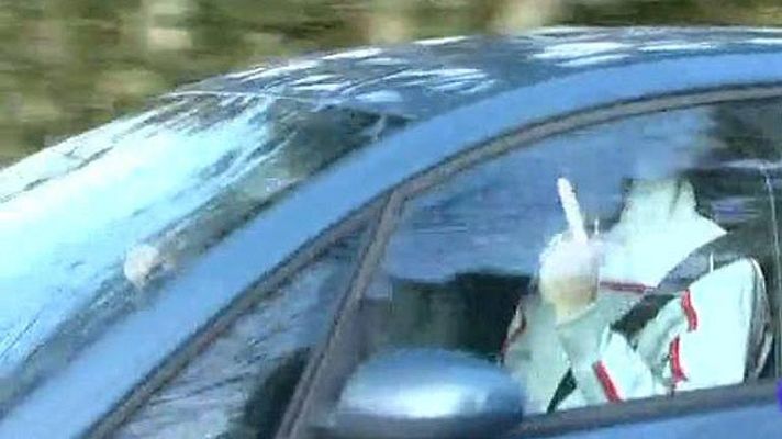 Telediario 1 - Feo gesto de Wiggins al salir del hospital