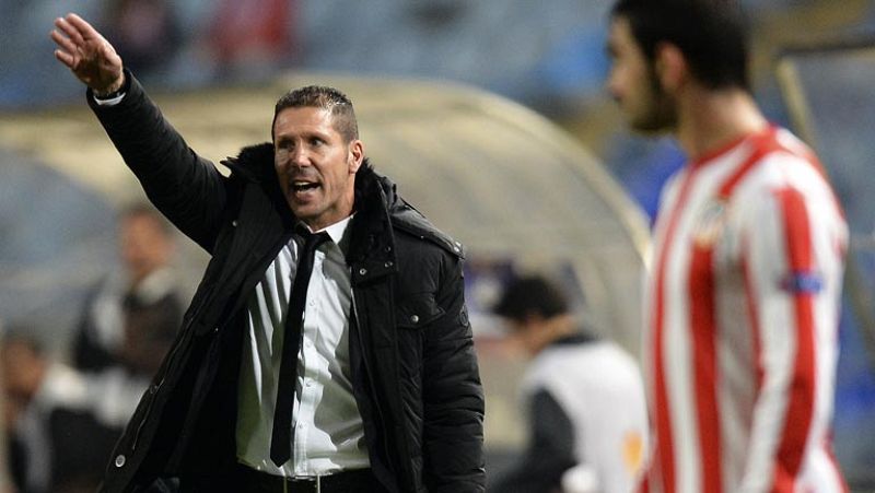 Simeone confía en el reecuentro de sus pupilos con el Calderón para olvidar la derrota ante Valencia y Académica.