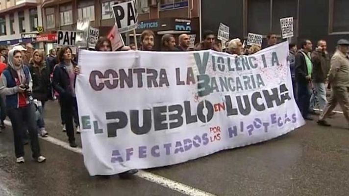 Telediario 1 - Huelga en Murcia contra desahucios