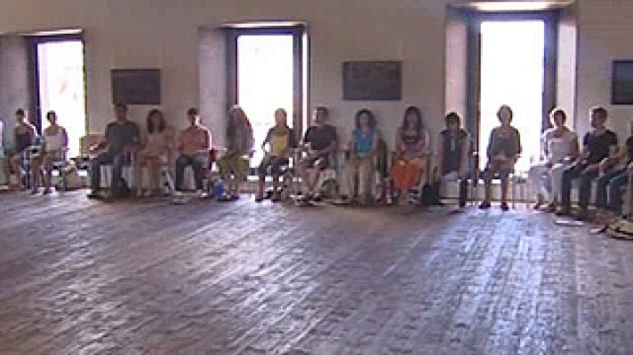 Universo UNED - Psicoterapia de grupo.