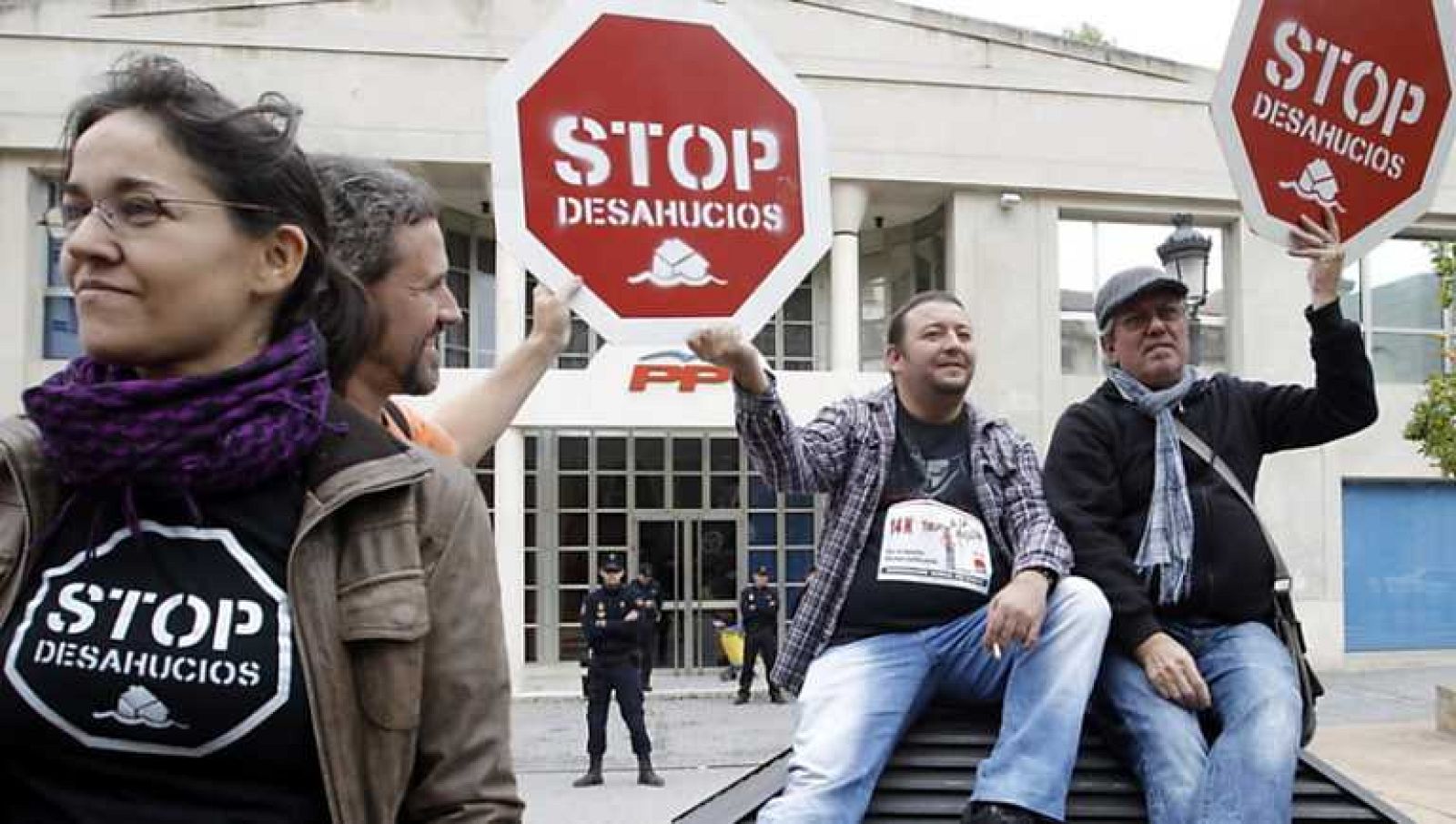 Telediario - 8.30 horas - 13/11/12 - Ver ahora