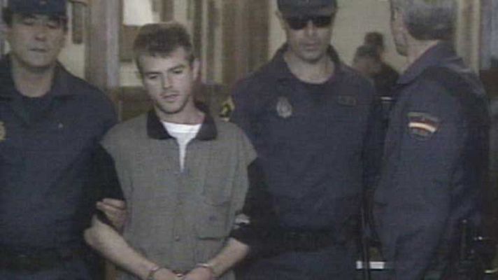 Telediario 1 - 20 años del caso Alcasser