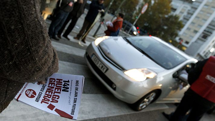 Telediario 1 - Los sindicatos destacan el seguimiento amplio en la industria