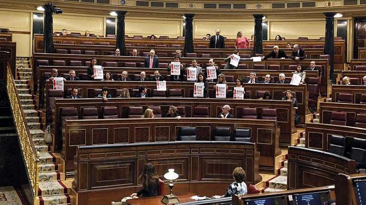 Telediario 1 - La jornada de huelga en el Congreso