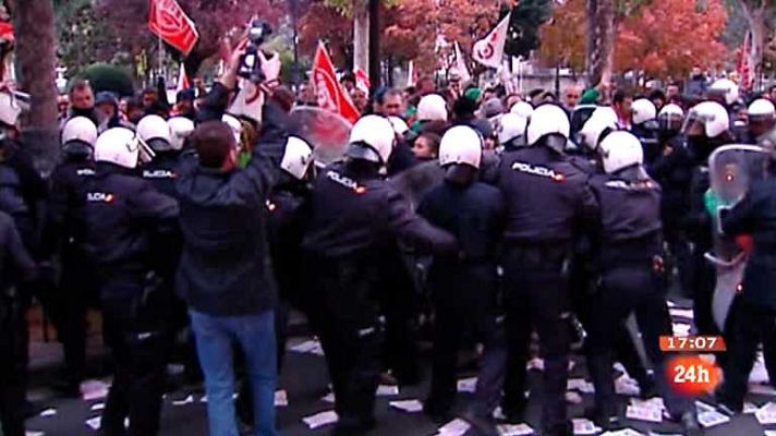 La tarde en 24h - Bloque 17 horas - 14/11/12