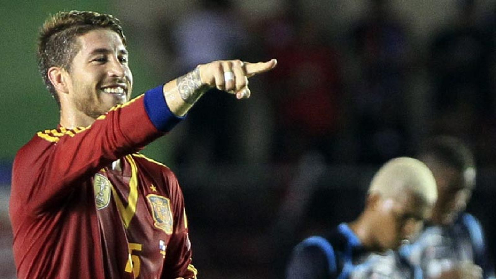 Sergio Ramos, de libre directo, 0-4 - Fútbol | Ver