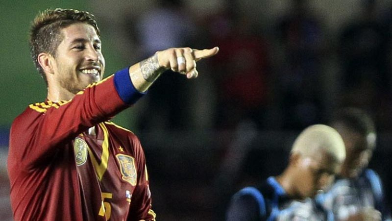 Sergio Ramos, de libre directo, 0-4