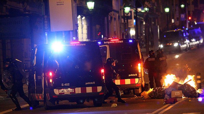 Informativo 24h - Varios detenidos en incidentes en Madrid y Barcelona después de las manifestaciones del 14N