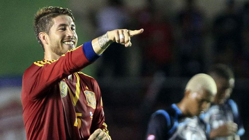 Ramos, experto en ejecutar faltas | Ver