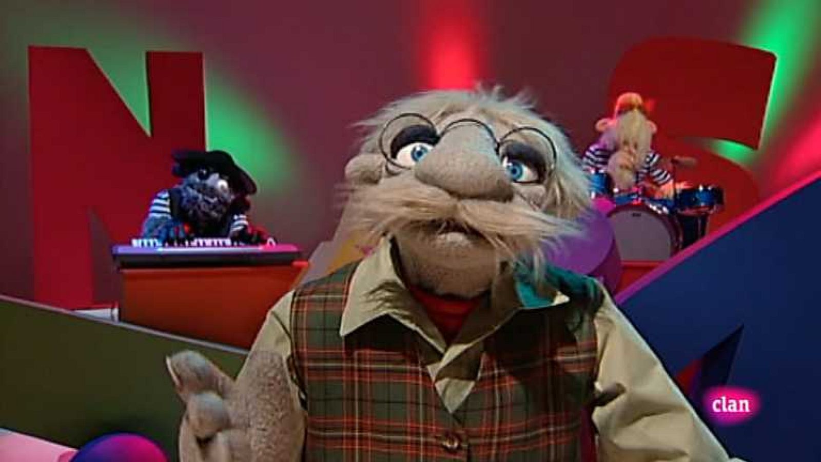 Quiero ser pequeño - Lunnis | Ver