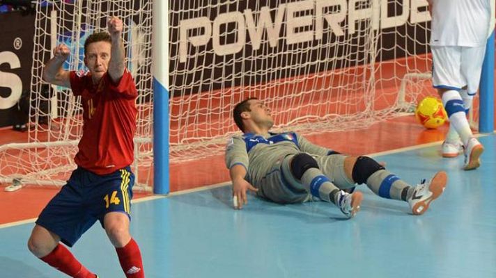 Telediario 1 - España gana a Italia para llegar a la final del mundial de fútbol sala