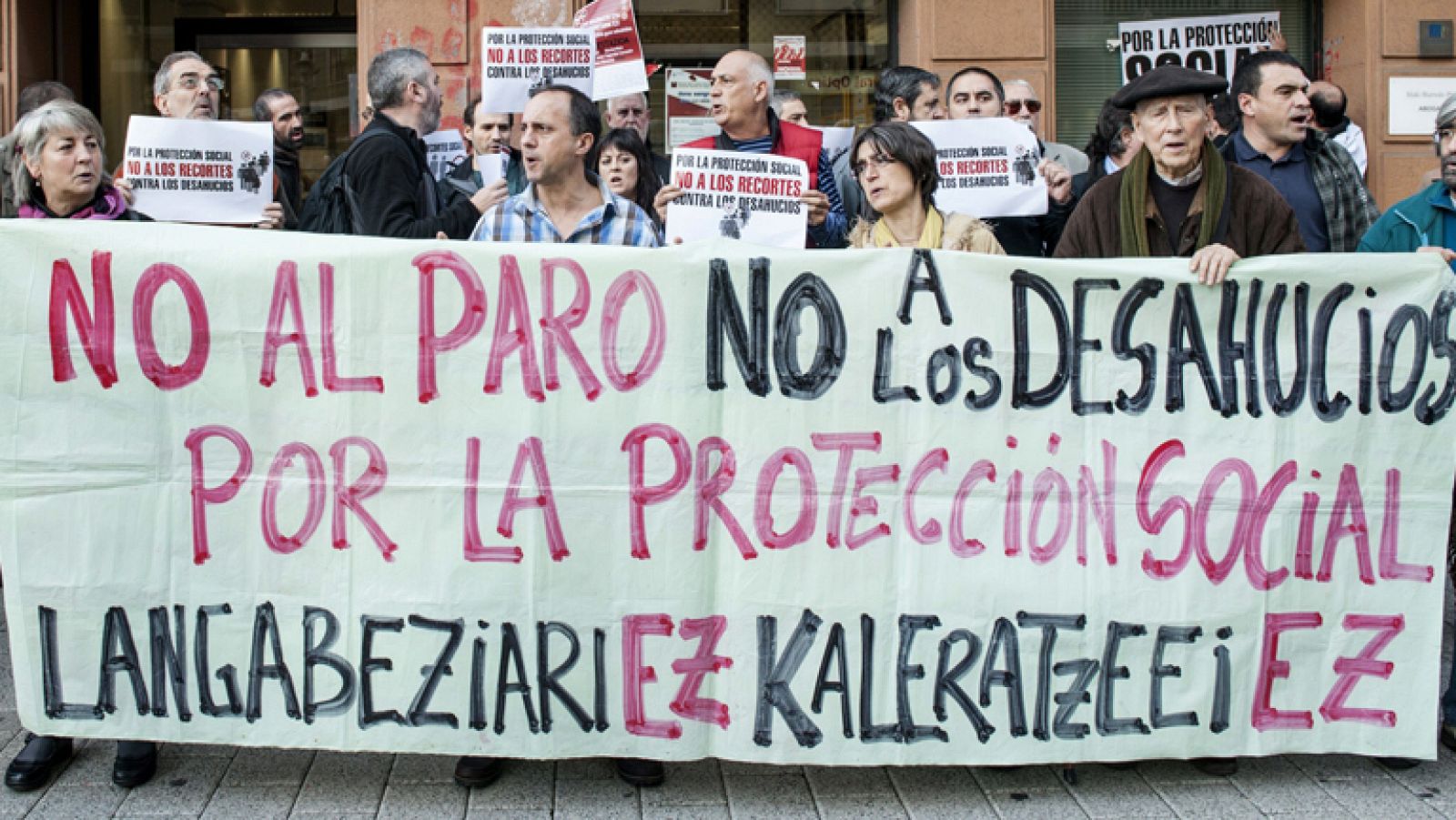 Informe Semanal: Batalla al desahucio - Informe Semanal | Ver