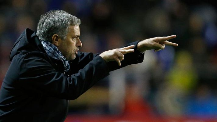 Telediario 1 - Partido 100 para Mourinho