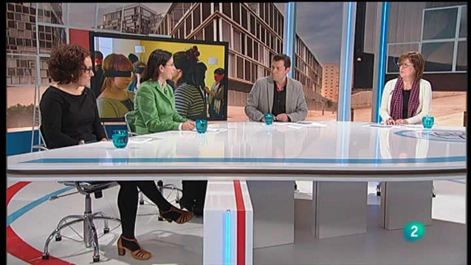 Para Todos La 2 - Debate: La educación y la violencia de género