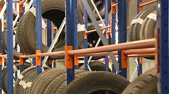 Telediario 1 - Neumáticos en mal estado