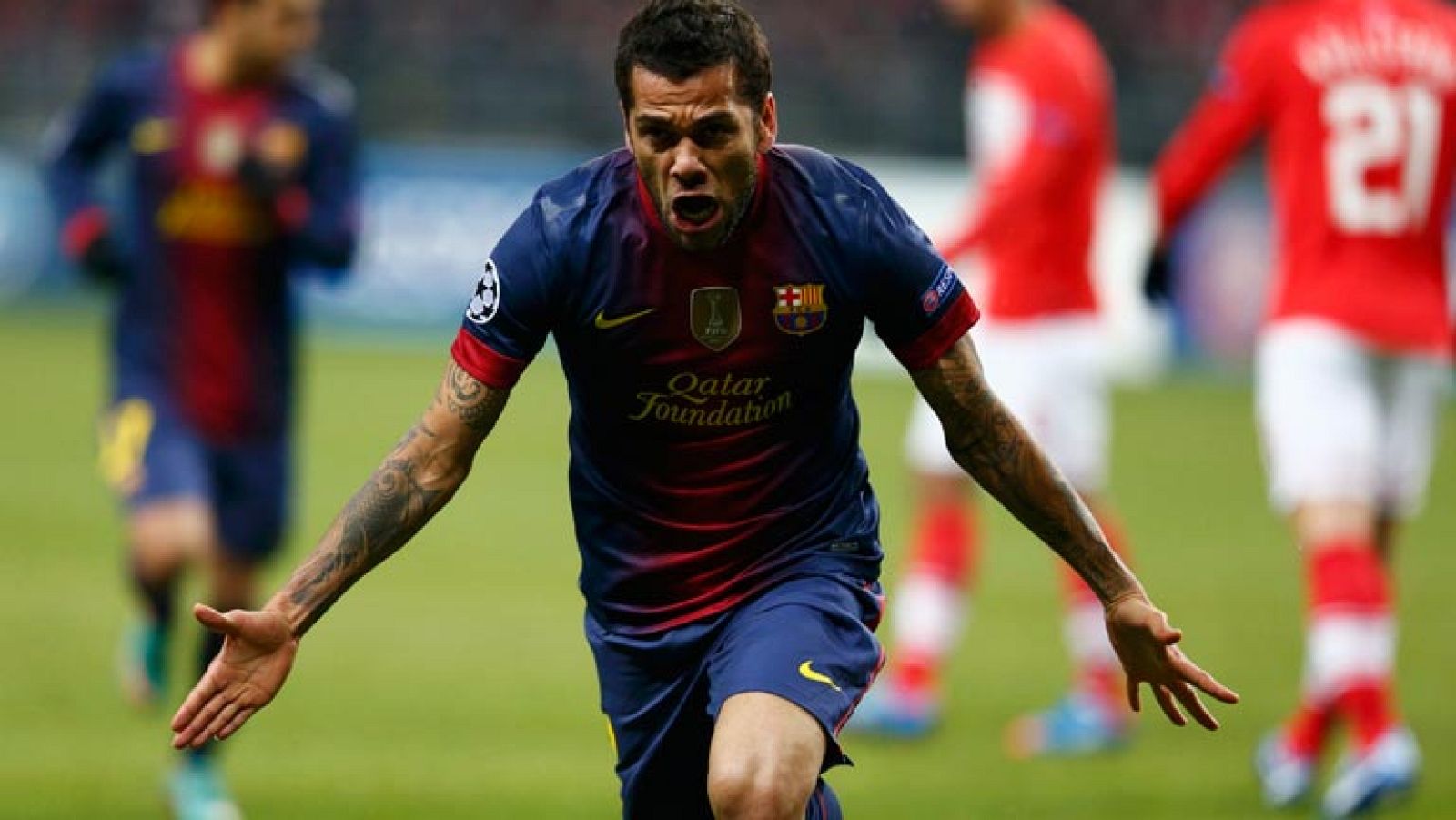 Alves inicia la victoria ante el Spartak (0-1)