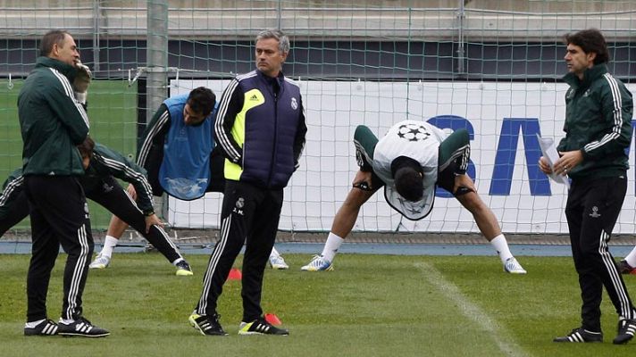 Telediario 1 - El Real Madrid busca los octavos en Manchester