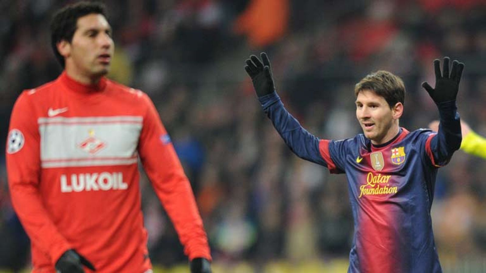 Clasificación más fácil de lo esperado, al menos por la poca oposición del rival. Vencido el frío y el mal estado del césped artificial enfrente quedaba un debil Spartak. El Barça ha ganado en Moscú al Spartak por 0-3 y ya está en la siguiente ronda.