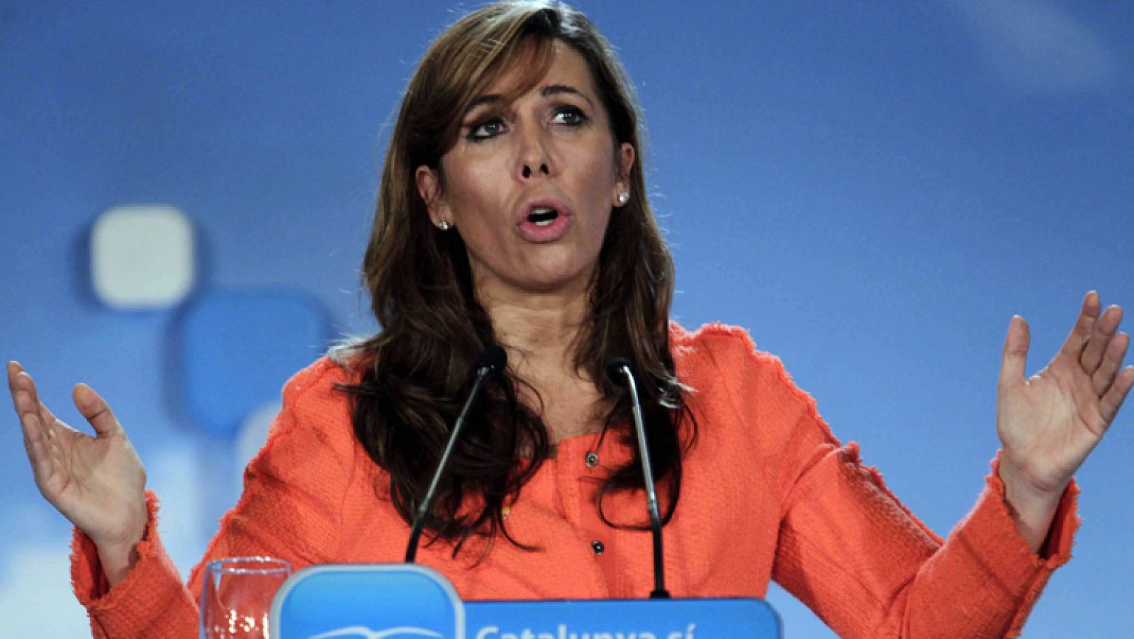 Alicia Sánchez-Camacho defiende el "voto útil" al PP para frenar el independentismo - Los desayunos | Ver
