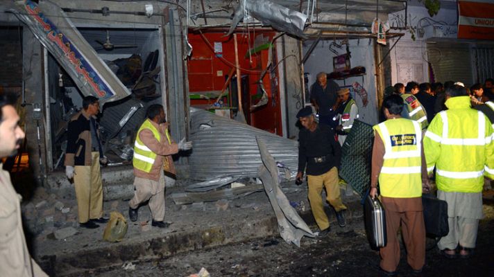 Telediario 1 - Atentados Pakistán