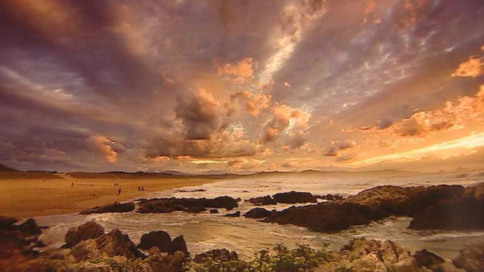 José Antonio Gallego y José Antonio Quirantes crean un Atlas de Nubes y Meteoros