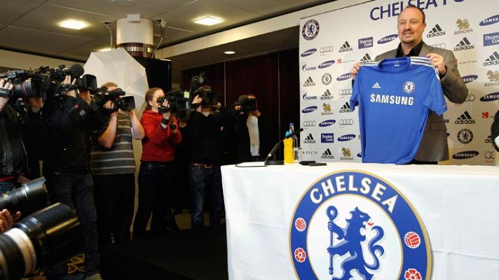Telediario 1 - Benítez se presenta, en inglés, con el Chelsea