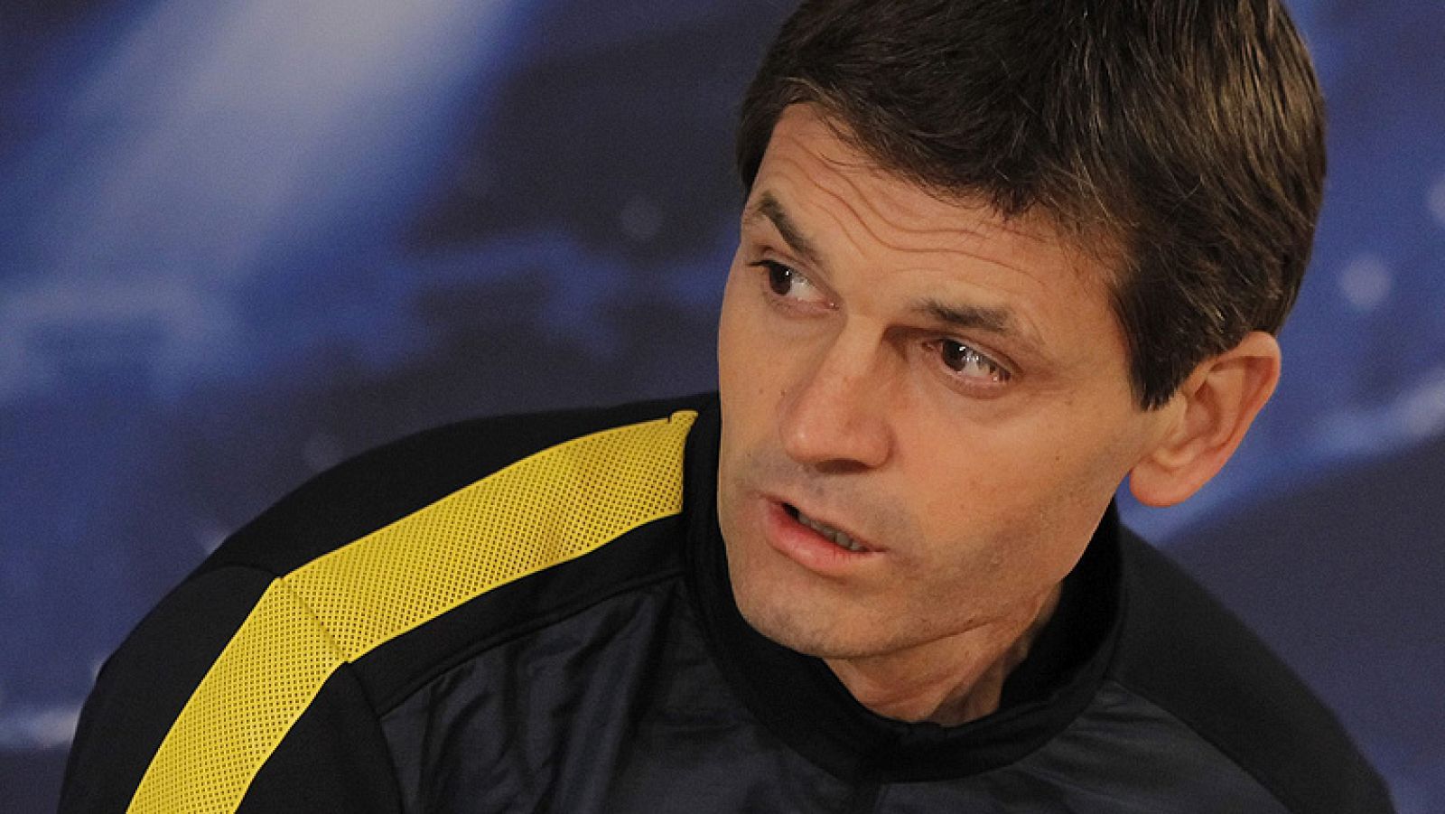 El entrenador del Barcelona, Tito Vilanova, no cree que el Barcelona vaya a tener mañana un recibimiento hostil en el Ciudad del Valencia ni espera un partido caliente contra el Levante como lo tuvo hace unas semanas el Real Madrid. "A nosotros en el