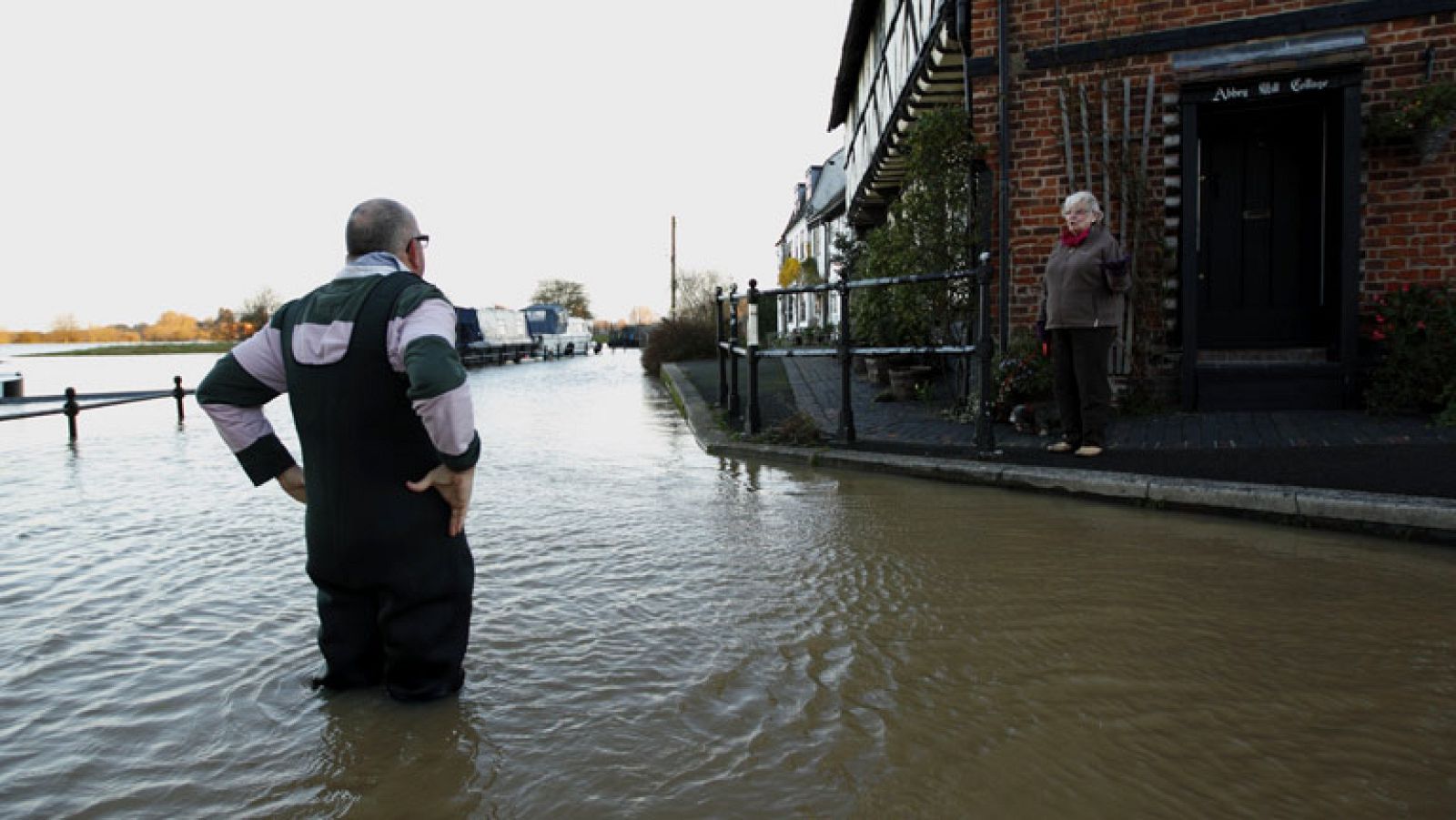 Una persona muere en las inundaciones en Inglaterra