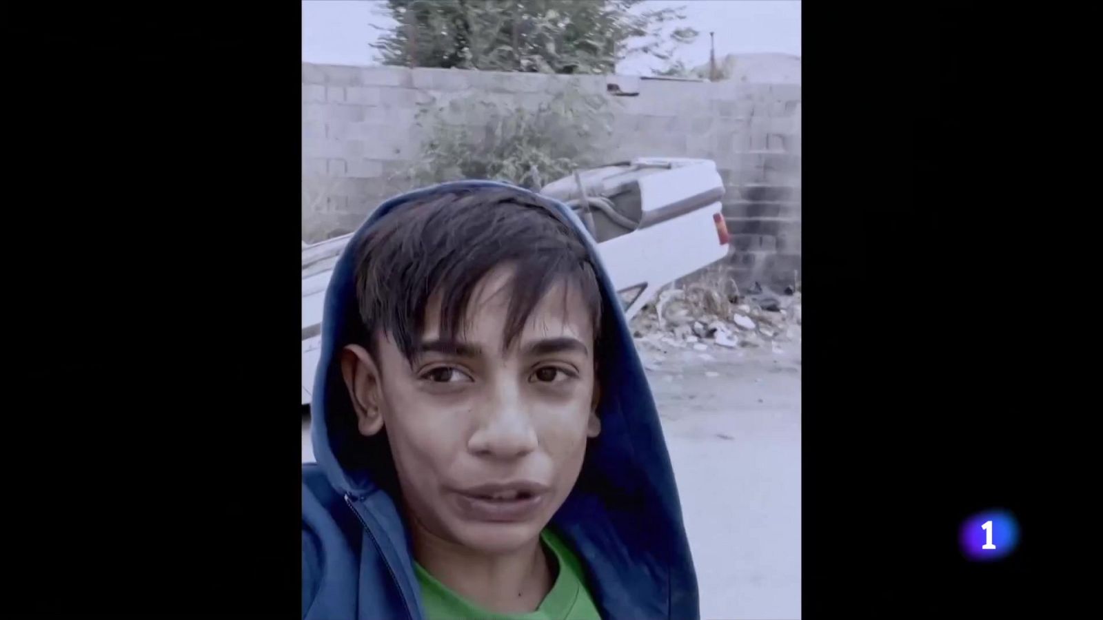 Corto rodado en la Cañada Real: 'Aunque es de noche' | Ver