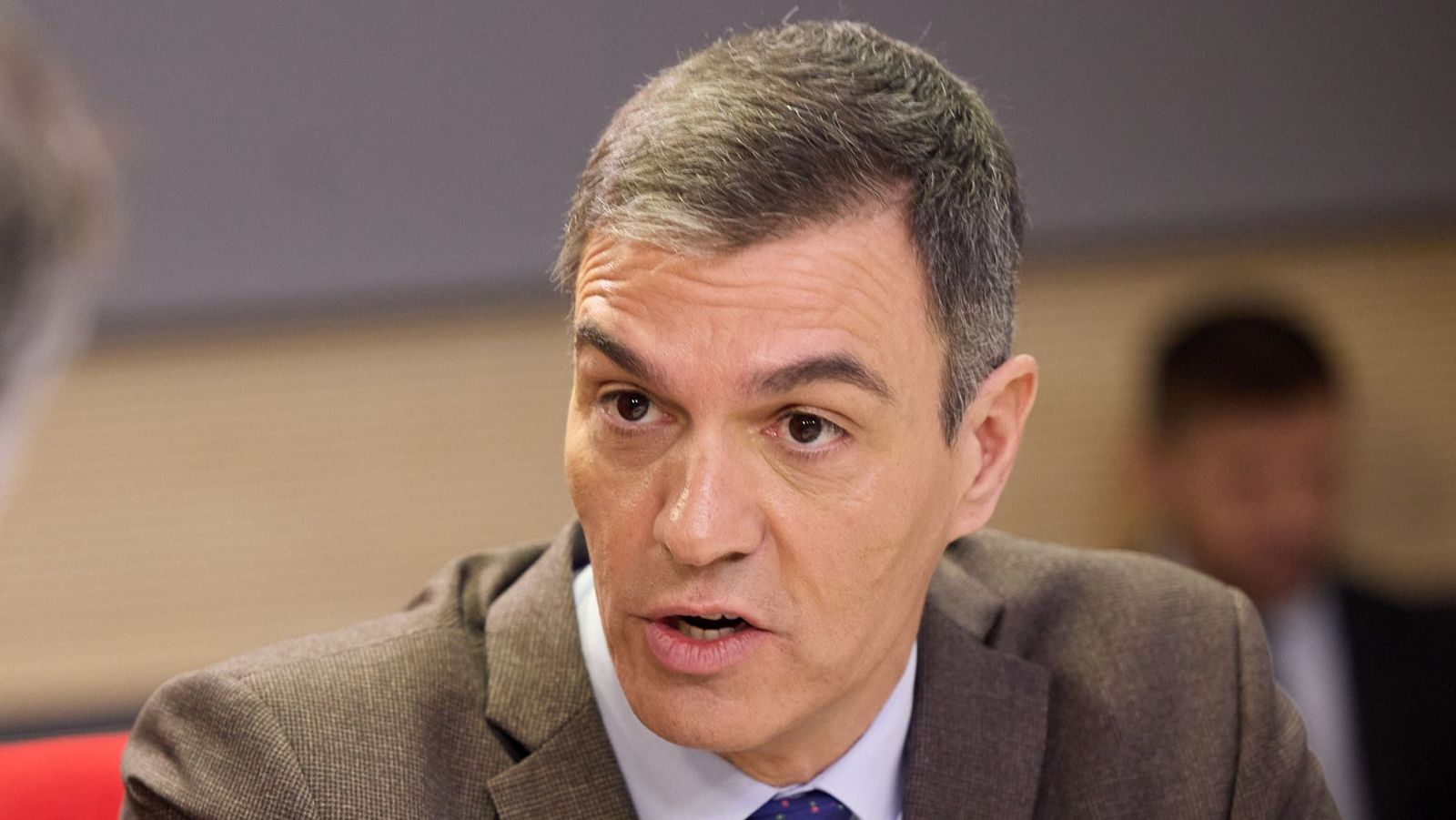 Sánchez: "Voy a sudar la camiseta hasta la última gota" - Informativo 24h | Ver