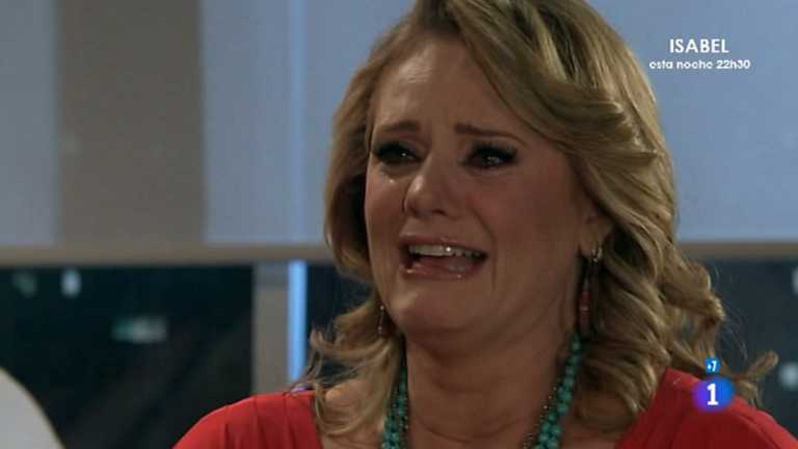 Amores verdaderos - Capítulo 36 - A causa de la tormenta, Nikki no puede controlar el miedo y decide ir a la habitación de Guzmán - Ver ahora