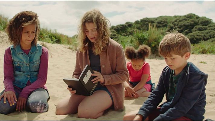 Cine en Familia - 4 chicos y esto