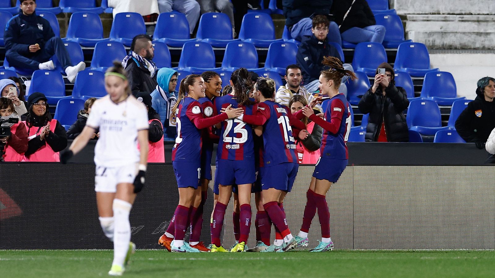 Supercopa Femenina | El Barça golea al Real Madrid - Fútbol | Ver