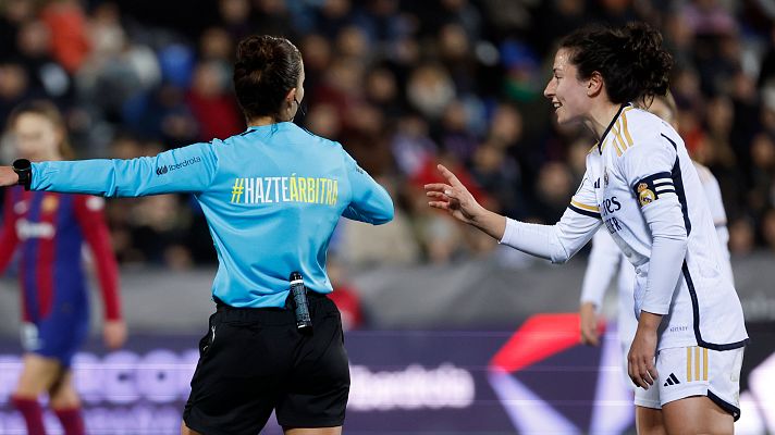 Fútbol - Polémico penalti en el Barcelona - Madrid: "Ni la rozo"