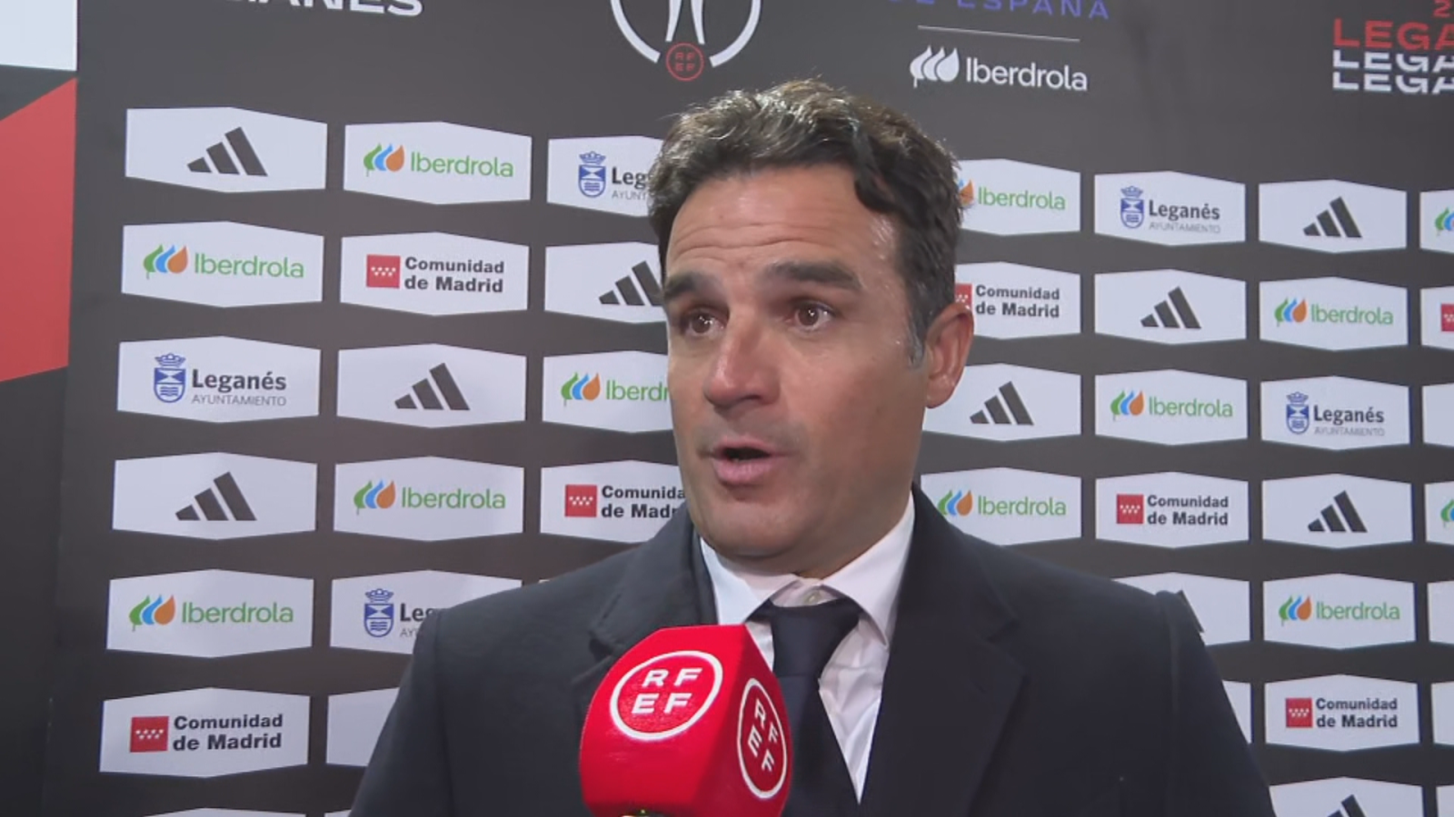 Barcelona 4-0 Real Madrid: Toril 'saca pecho' por la posesión - Fútbol | Ver