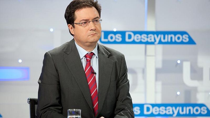 Óscar López: "Estamos muy lejos de CiU en el modelo territorial y social" - Los desayunos | Ver