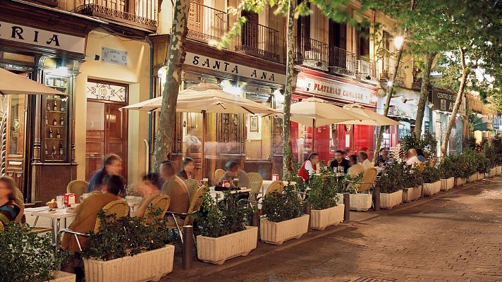 Telediario 1 - 'Foodificación': ¿Oportunidad para viajar con el paladar o pérdida de la identidad culinaria?