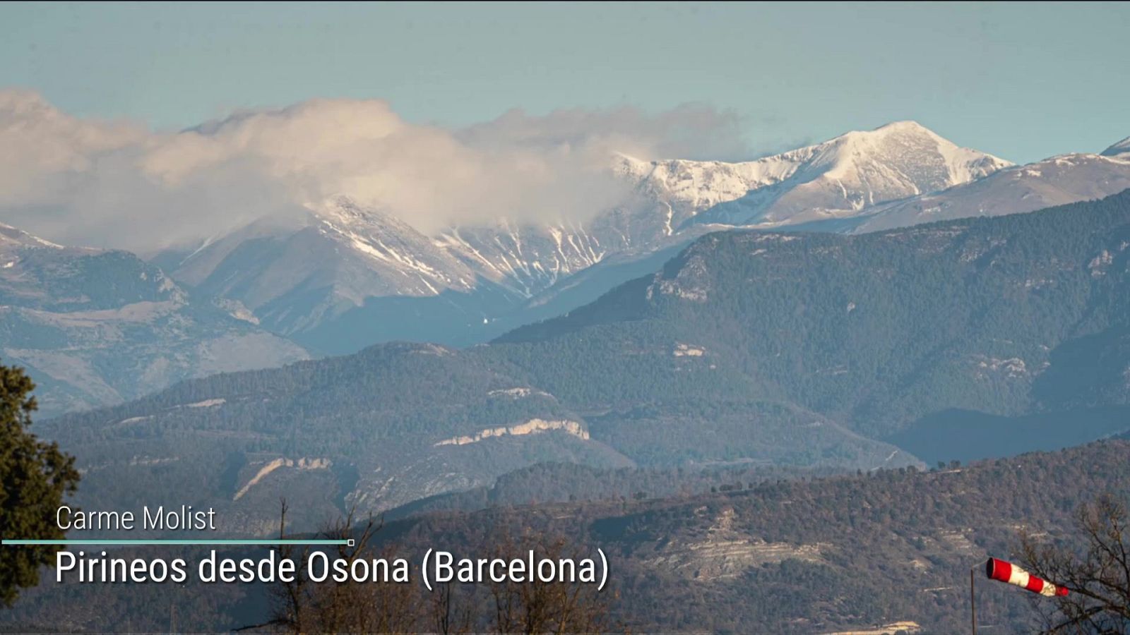 Intervalos de viento fuerte en zonas de la mitad oriental y tercio noroeste de la Península y en Baleares - ver ahora