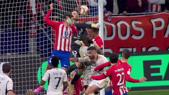 Copa del Rey - La 'cantada' de Jan Oblak en el 1-1 del Real Madrid