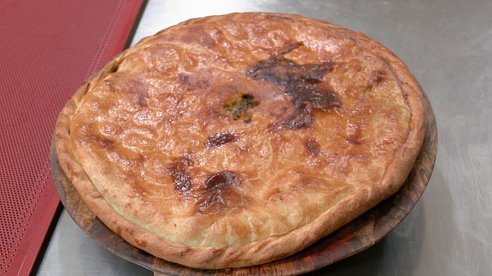 Ahora o nunca - Aprende a elaborar una rica empanada de grelos con chorizo