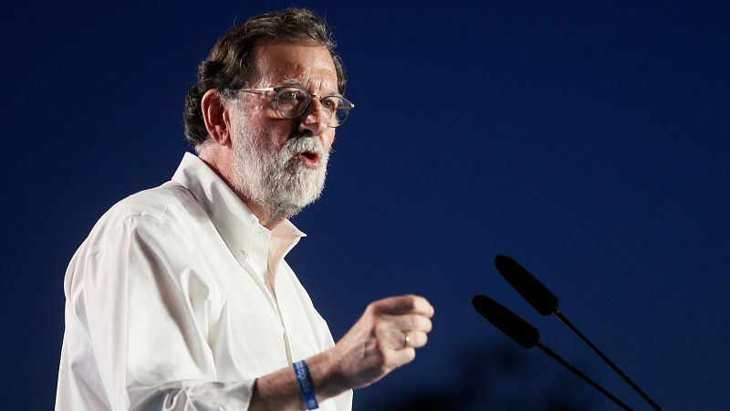 Rajoy, sobre las comisiones de la 'operación Cataluña': "Lo tienen muy crudo" | Ver