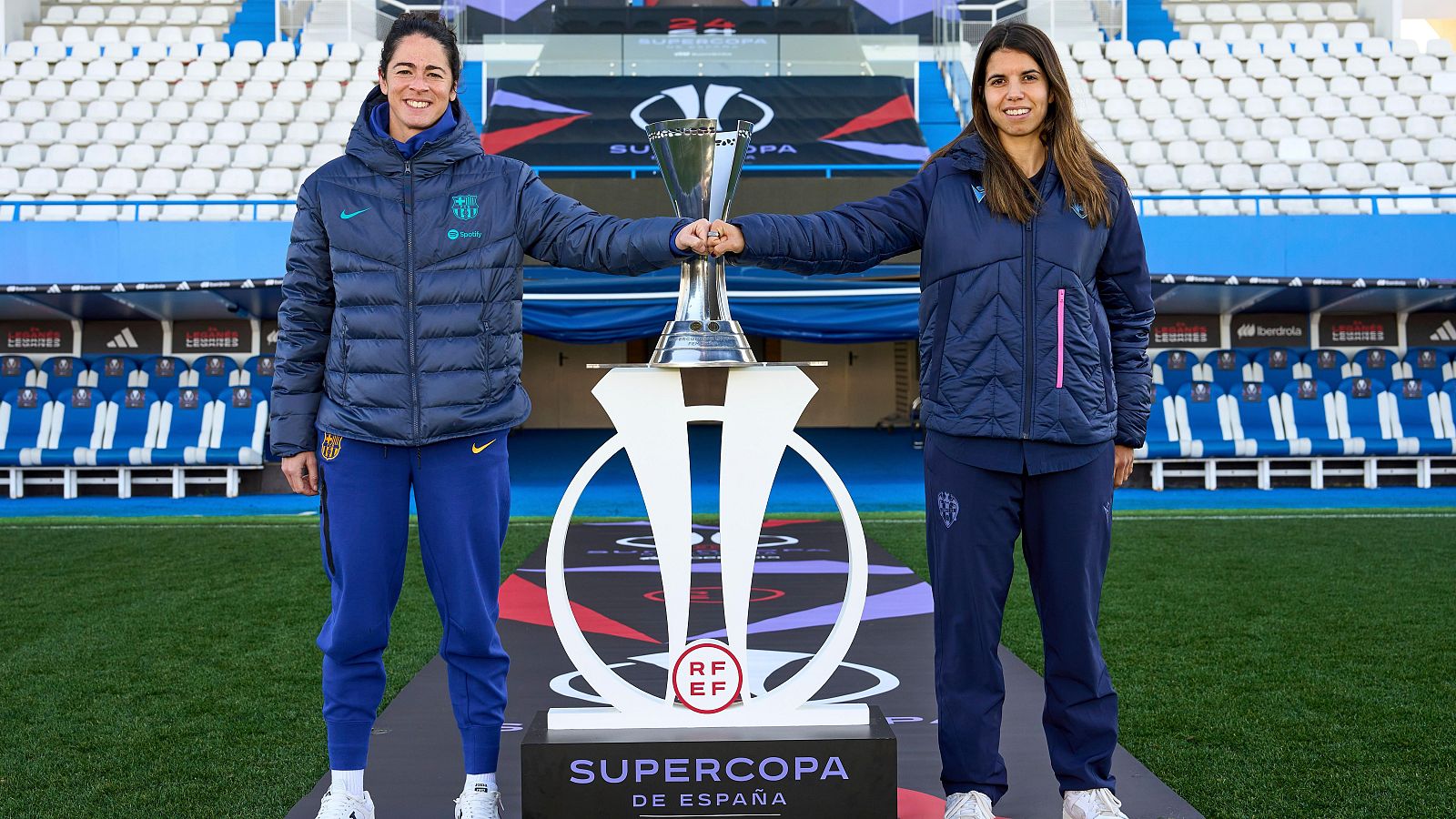 El Levante busca sorprender al Barça en la Supercopa femenina | Ver