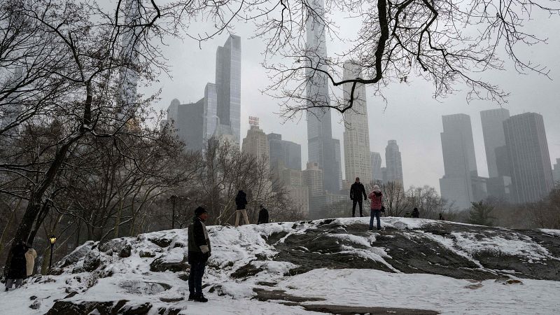 Un temporal de frío y nieve azota el noreste y centro de Estados Unidos