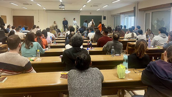 Telediario Fin de Semana - 30.066 candidatos se examinan para optar a 11.607 plazas de Formación Sanitaria Especializada