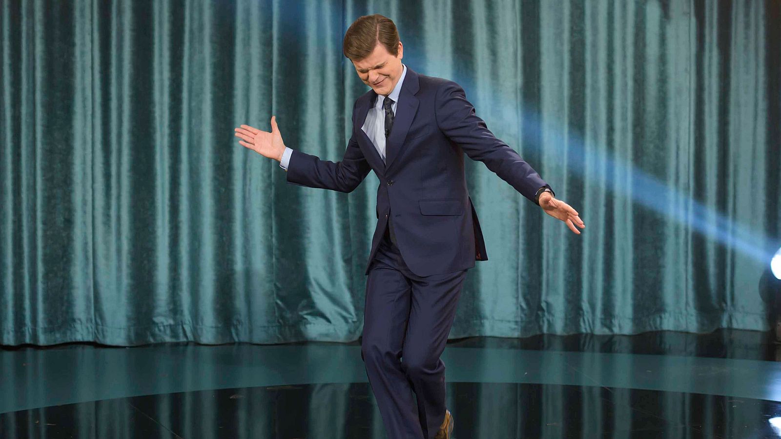 Late Xou - ¿Está el hombre discriminado por el feminismo? - Late Xou con Marc Giró | Ver