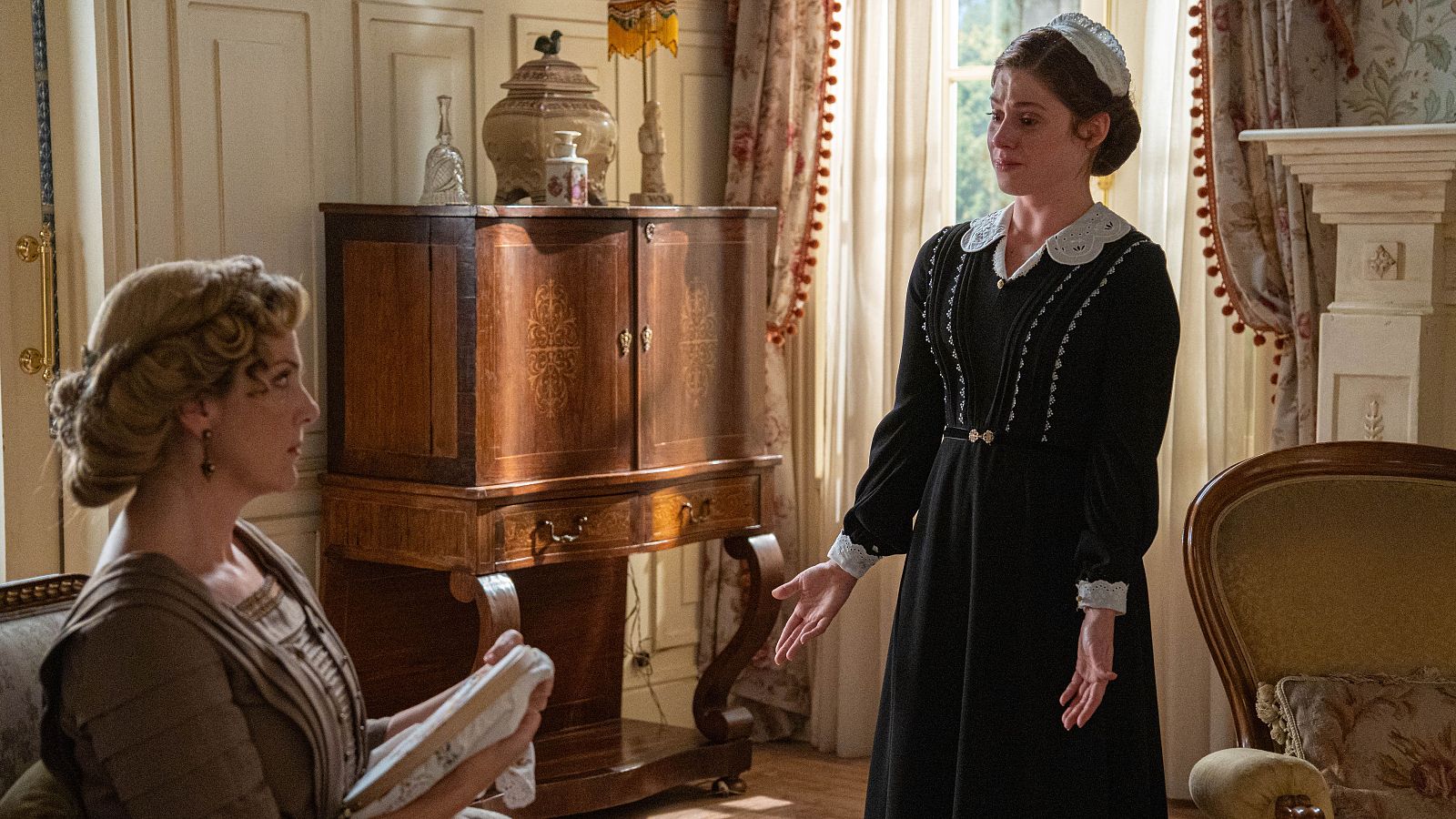 La Promesa: Cruz despide a María Fernández | Ver