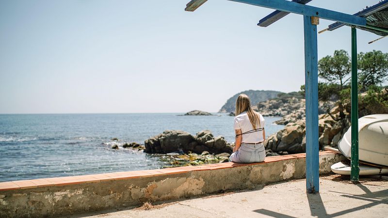 Calafell derriba parte de su paseo marítimo por la la crisis climática | Ver