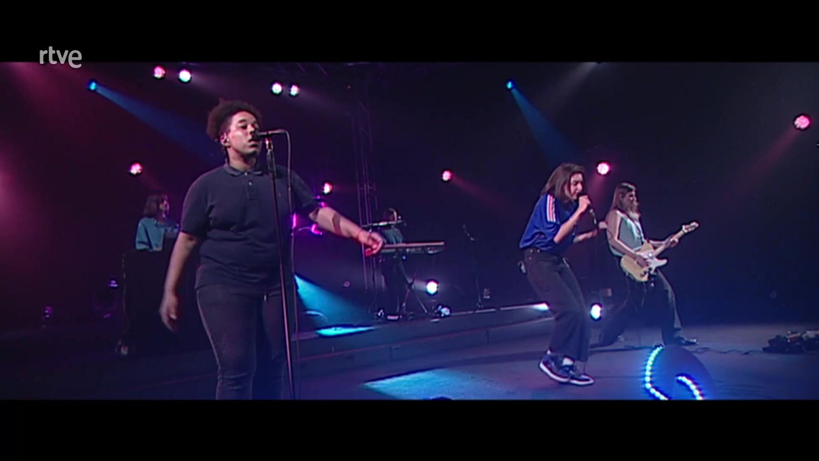 Los Conciertos de radio 3 - Sara Socas - ver ahora