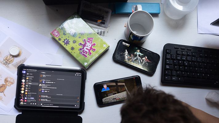 Noticias Aragón - Los móviles se quedan fuera de las aulas en Aragón